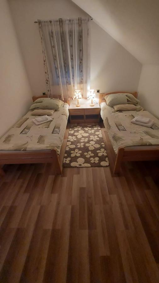 Apartment Slap Раковица Екстериор снимка